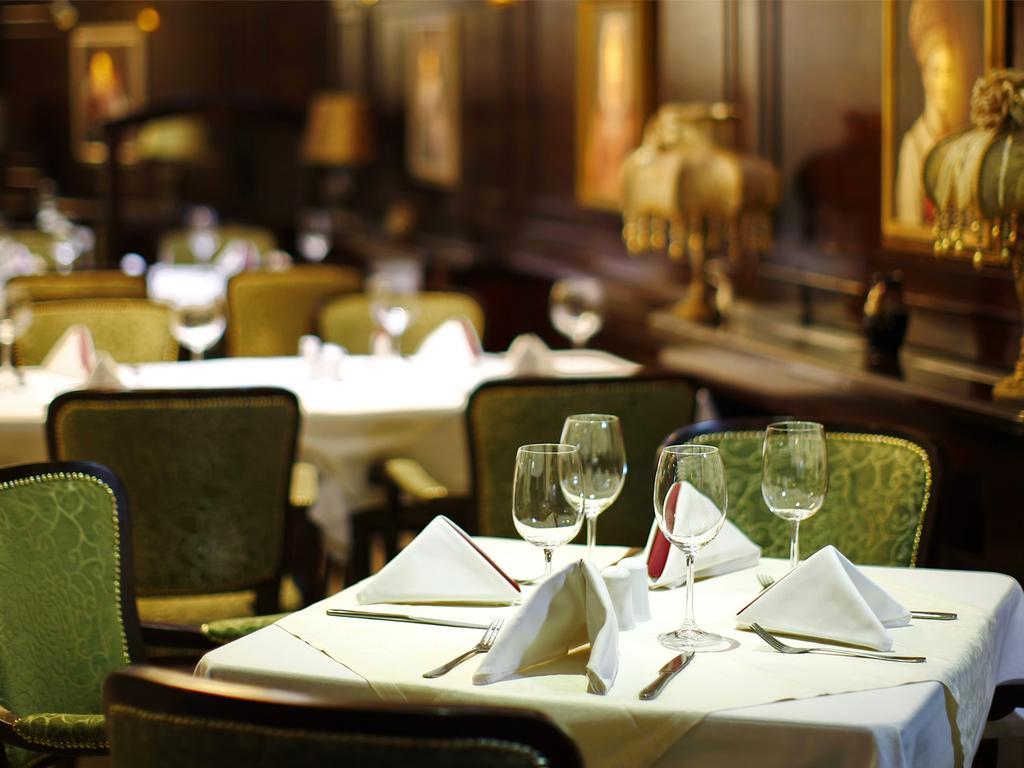 Queen'S Astoria Design Hotel Beograd Bagian luar foto