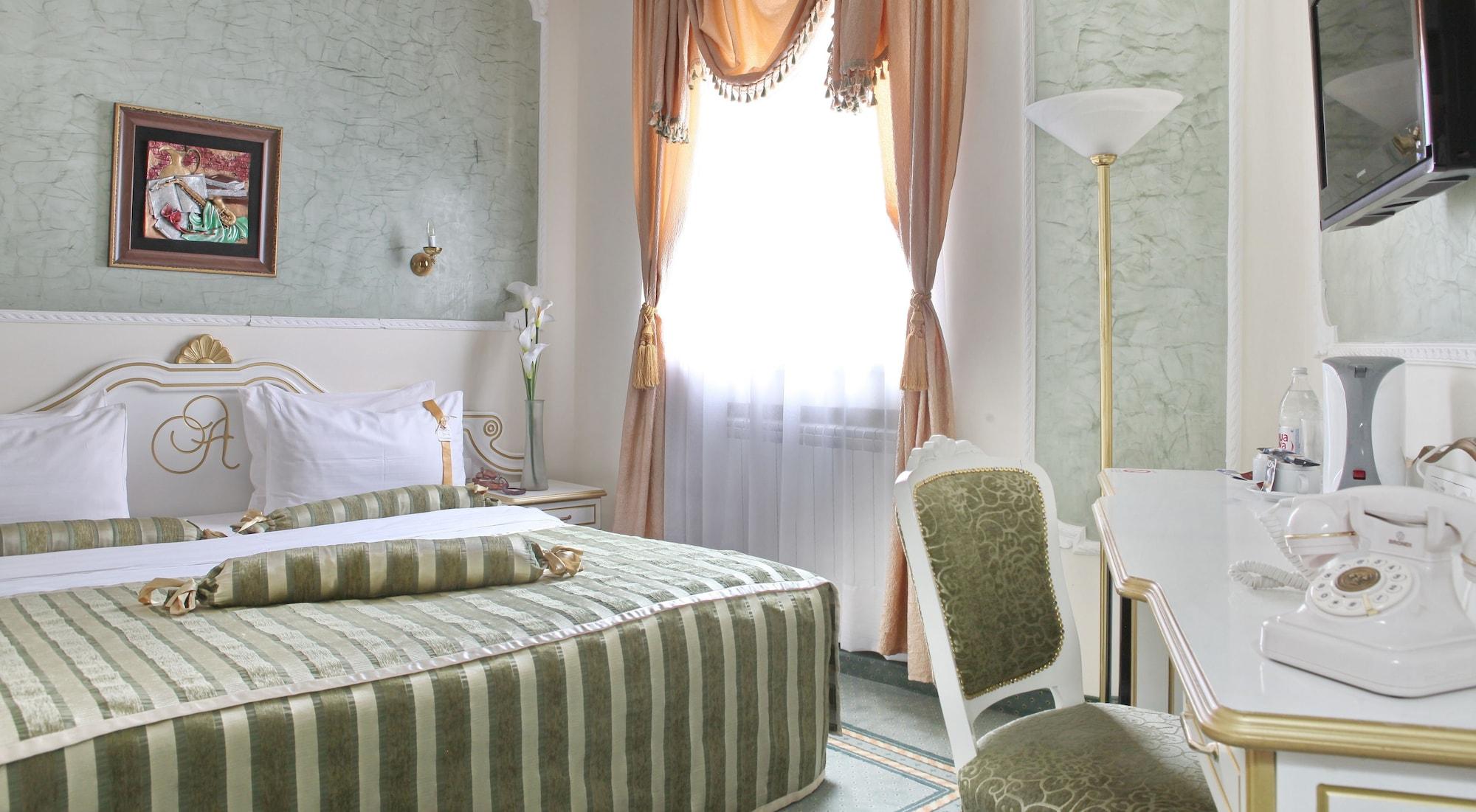 Queen'S Astoria Design Hotel Beograd Bagian luar foto