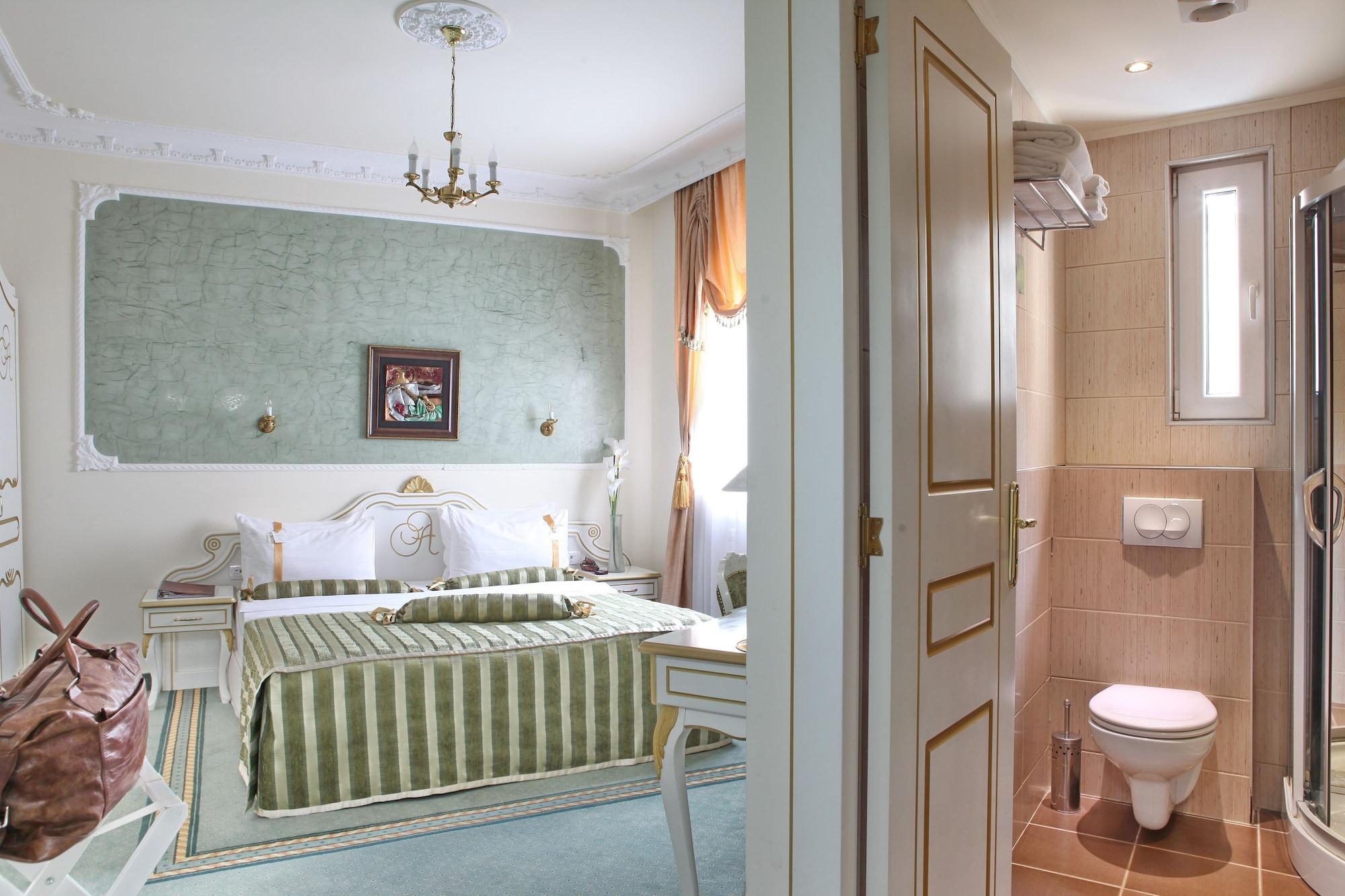 Queen'S Astoria Design Hotel Beograd Bagian luar foto