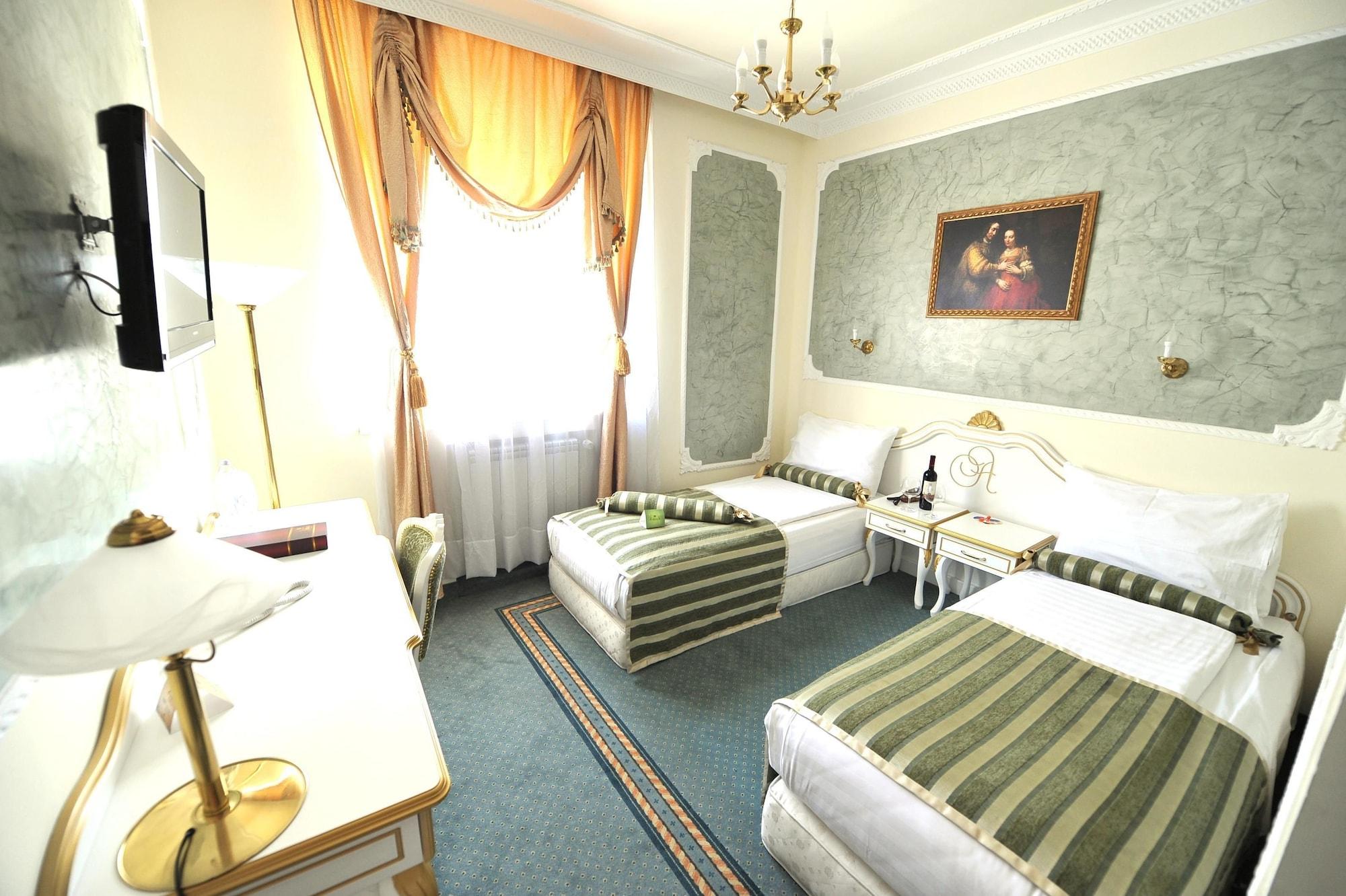 Queen'S Astoria Design Hotel Beograd Bagian luar foto
