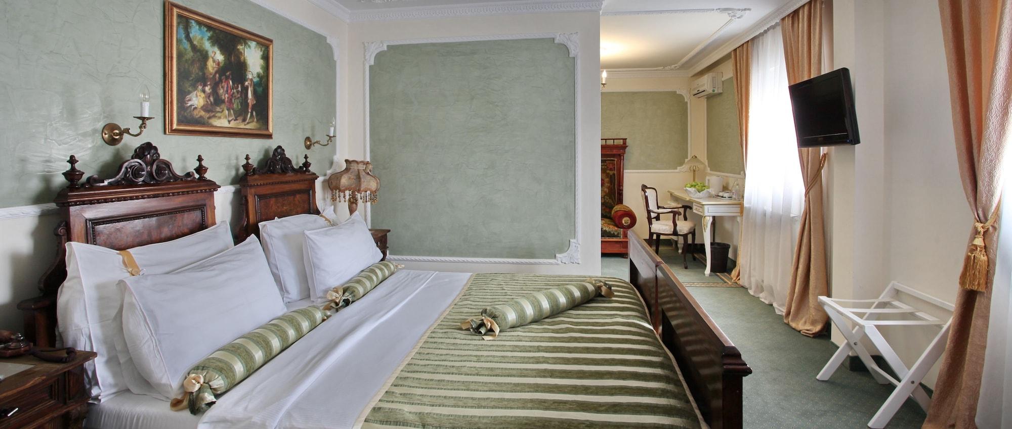 Queen'S Astoria Design Hotel Beograd Bagian luar foto