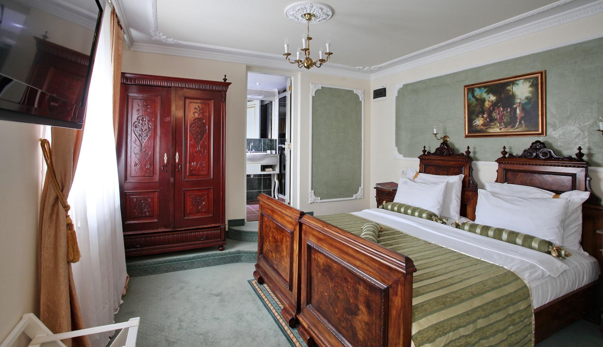 Queen'S Astoria Design Hotel Beograd Bagian luar foto