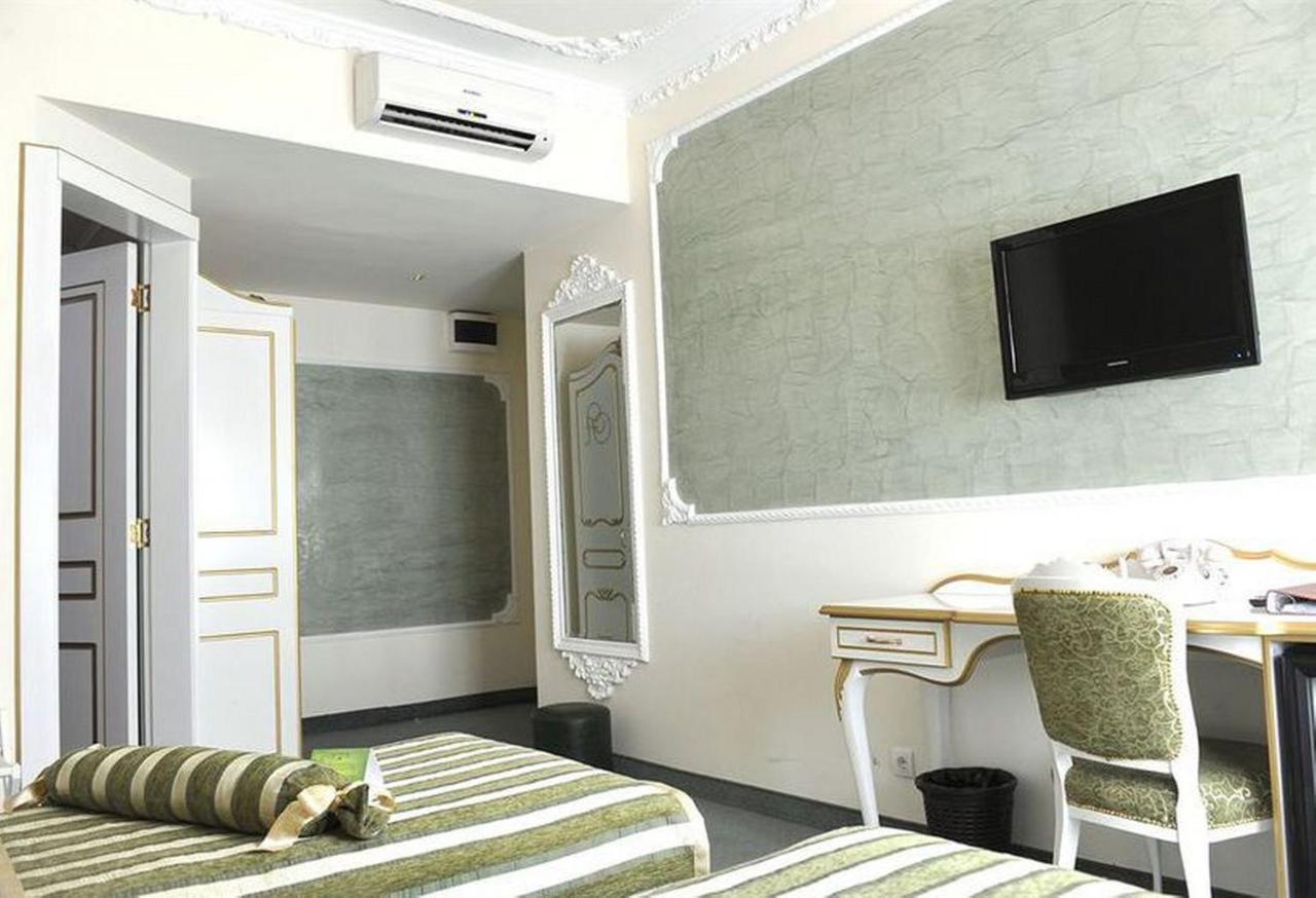 Queen'S Astoria Design Hotel Beograd Bagian luar foto