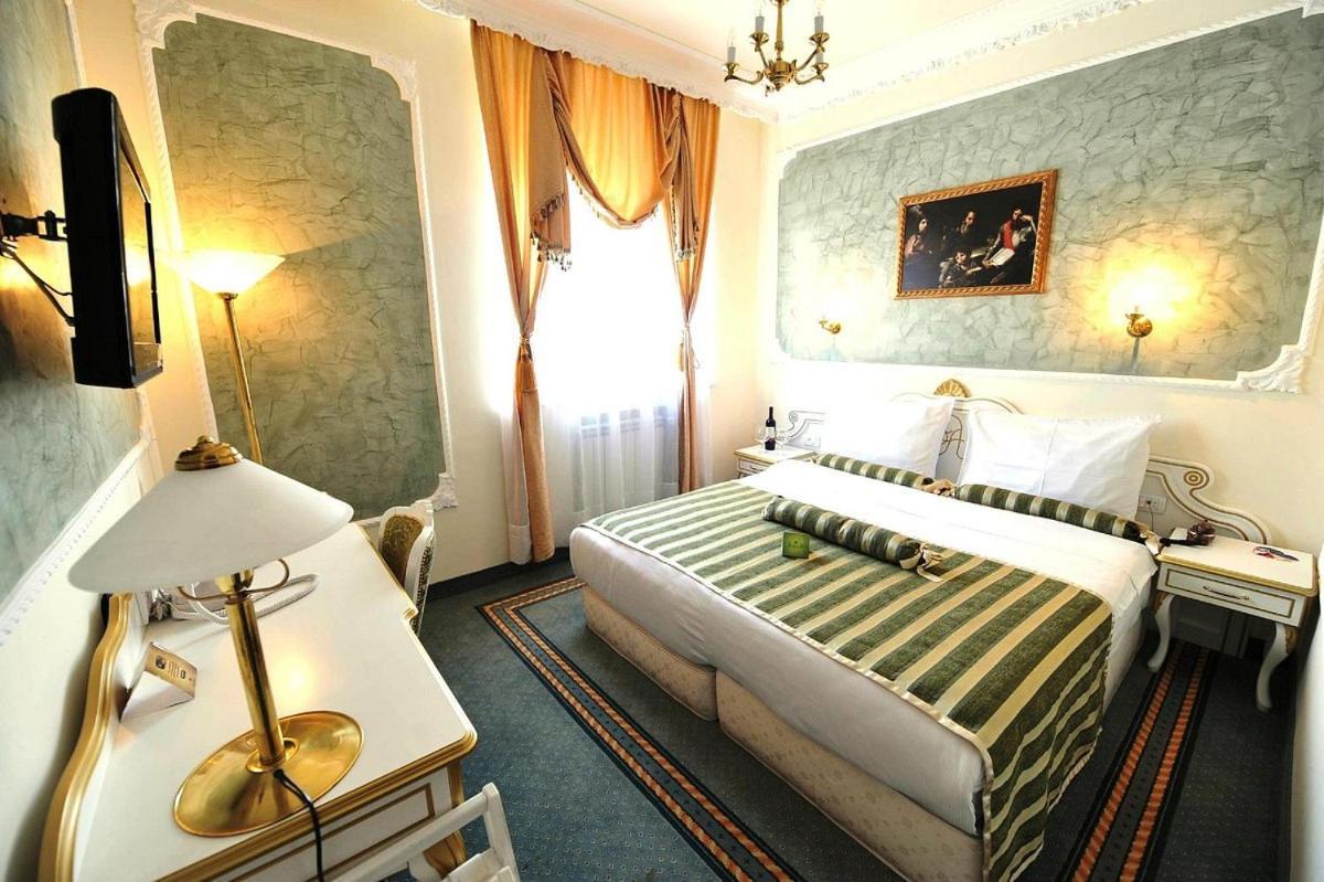 Queen'S Astoria Design Hotel Beograd Bagian luar foto