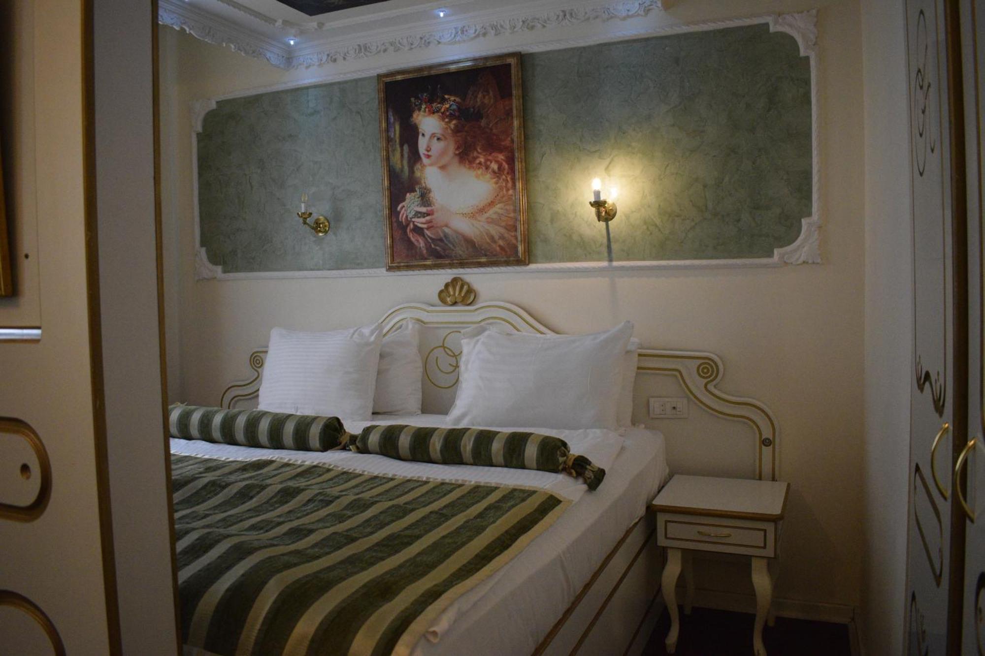Queen'S Astoria Design Hotel Beograd Ruang foto