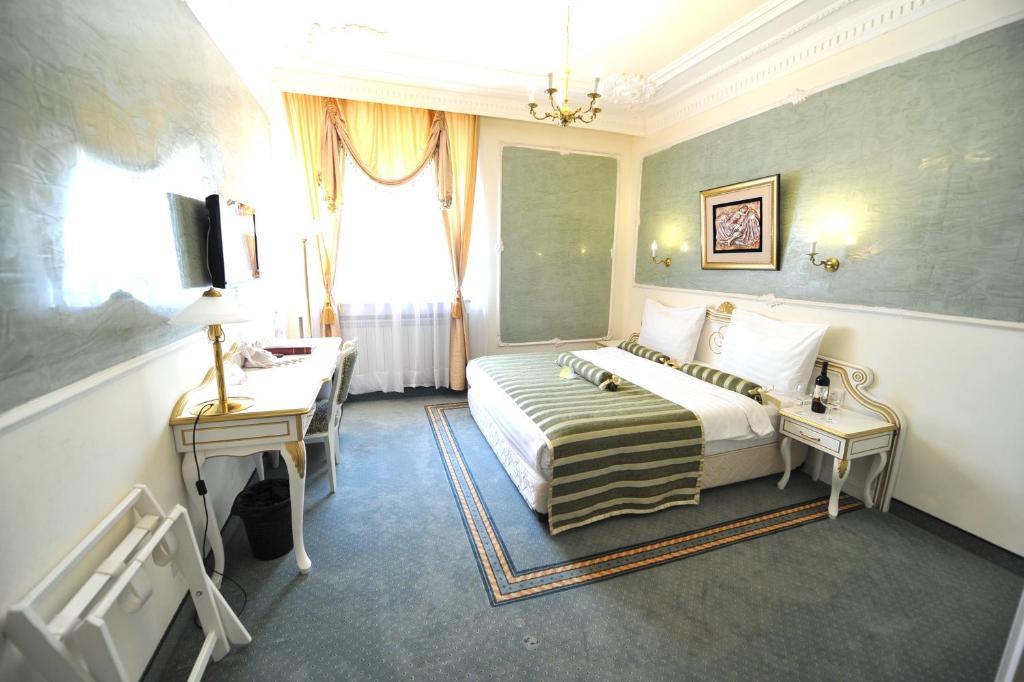 Queen'S Astoria Design Hotel Beograd Ruang foto