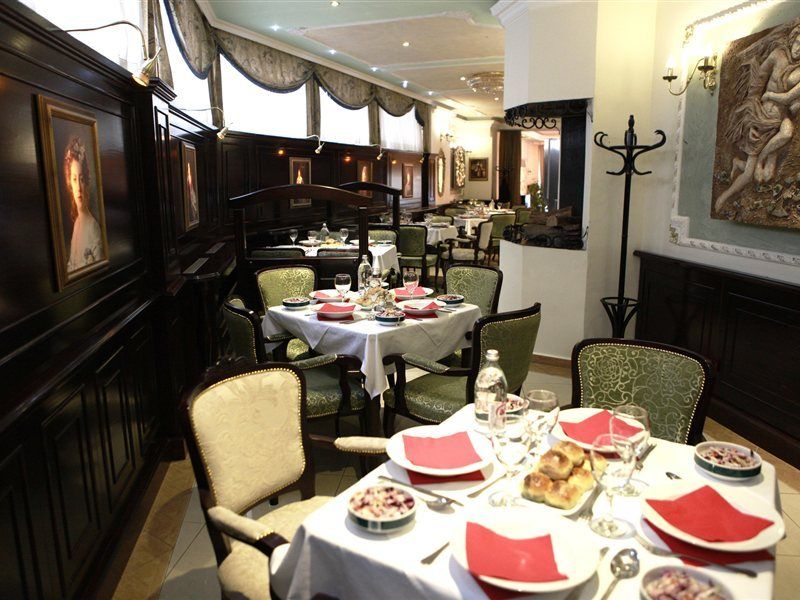 Queen'S Astoria Design Hotel Beograd Bagian luar foto