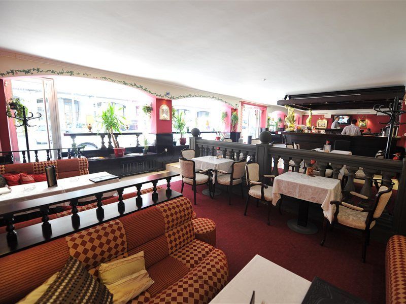 Queen'S Astoria Design Hotel Beograd Bagian luar foto