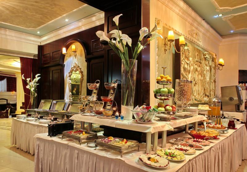Queen'S Astoria Design Hotel Beograd Bagian luar foto